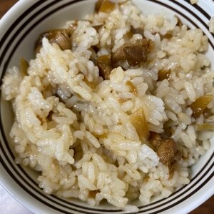 鶏と椎茸の炊き込みご飯（炊飯器利用）